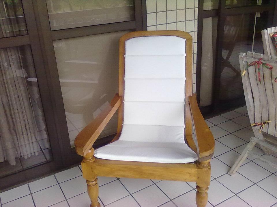 ESTOFADOR NO SANTO CRISTO - RJ - REFORMAS DE ESTOFADOS