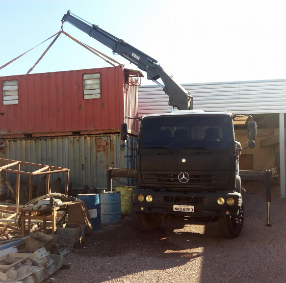 AM Locação De Munck E Transportes.