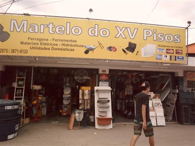 FERRAGENS E FERRAMENTAS EM LOTE XV BELFORD ROXO