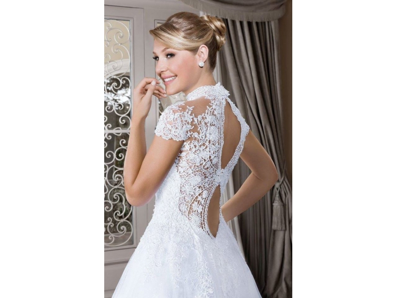 ALUGUEL DE VESTIDOS DE NOIVAS EM TRÊS RIOS - RJ