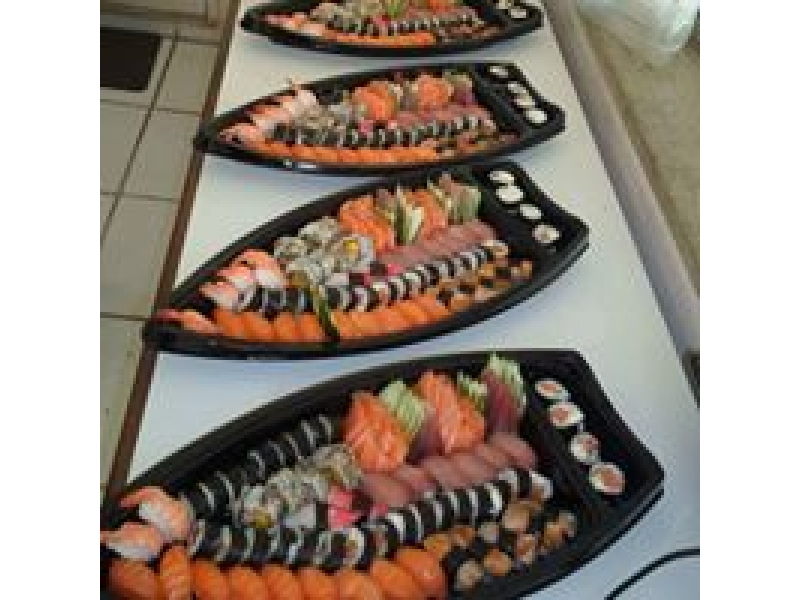 BUFFET DE COMIDA JAPONESA EM CACHOEIRAS DE MACACU 