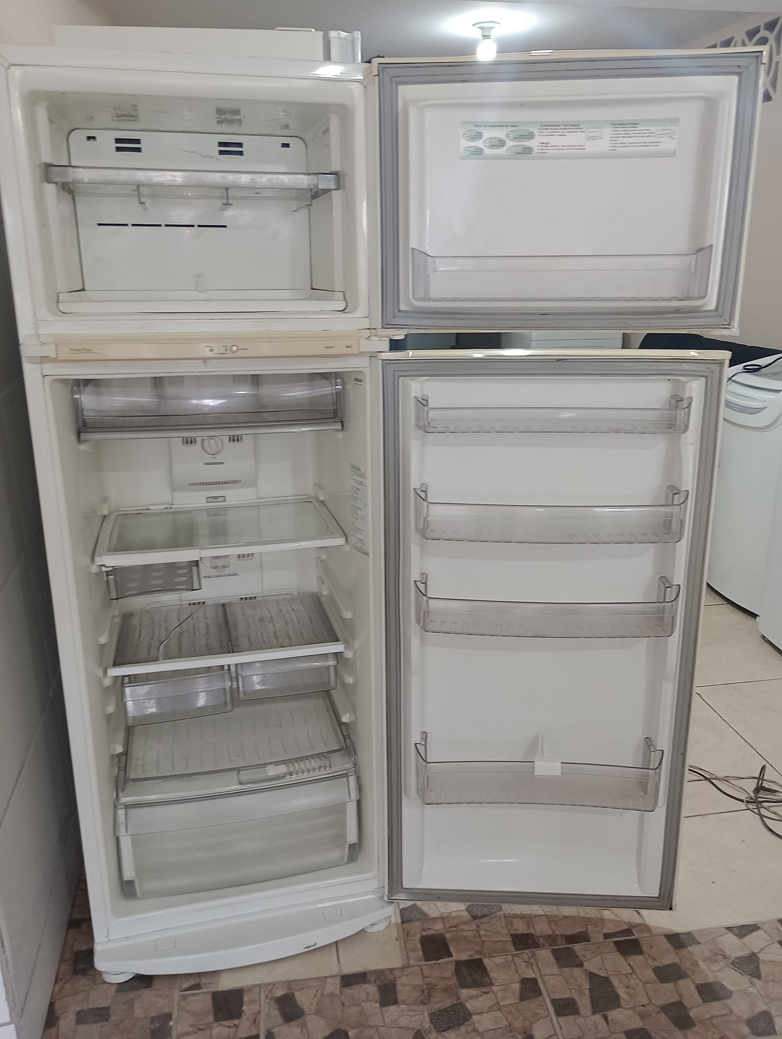 CONSERTO E ASSISTENCIA TECNOCA DE REFRIGERAÇÃO EM GUARAPARI-ES