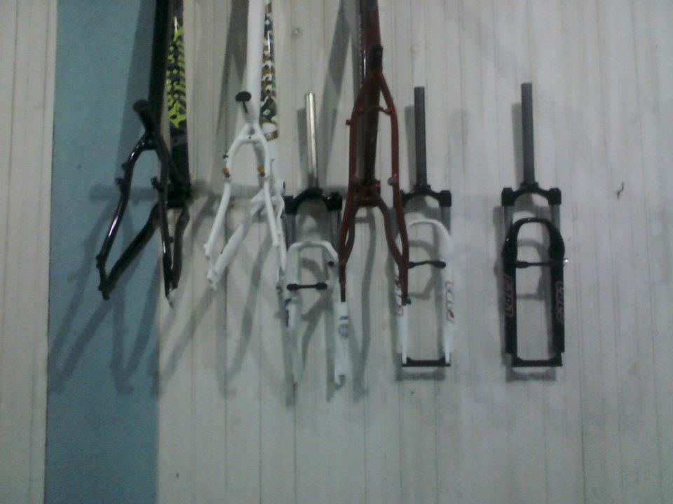 VENDAS E CONSERTOS DE BICICLETAS EM MAR DE ESPANHA