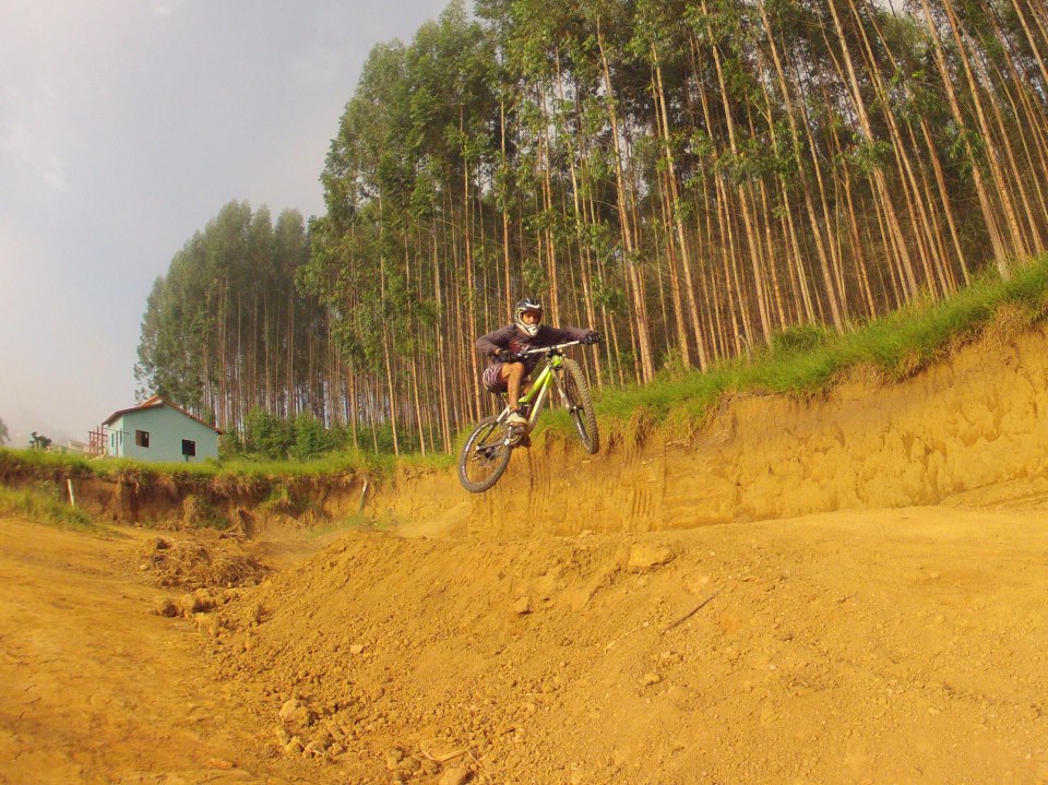 VENDAS E CONSERTOS DE BICICLETAS EM MAR DE ESPANHA
