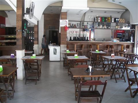 RESTAURANTE E CHOPERIA NO CENTRO DE PIABETA - ESQUINA DO RIO