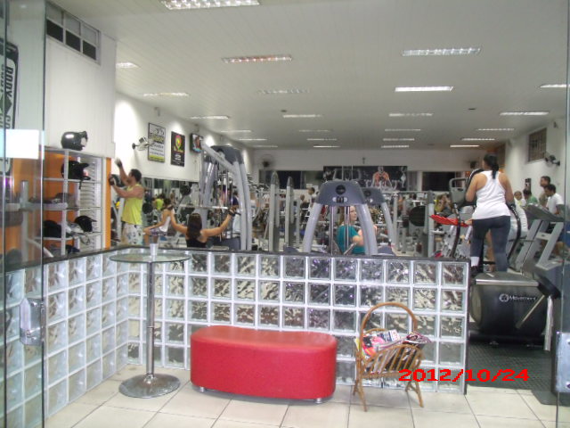 ACADEMIA CORPO EM MOVIMENTO EM CAMPOS DOS GOYTACAZES