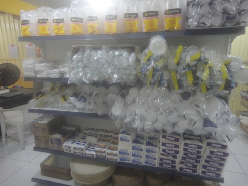 FRIOS E LATICÍNIOS NO COROADO MANAUS - AM