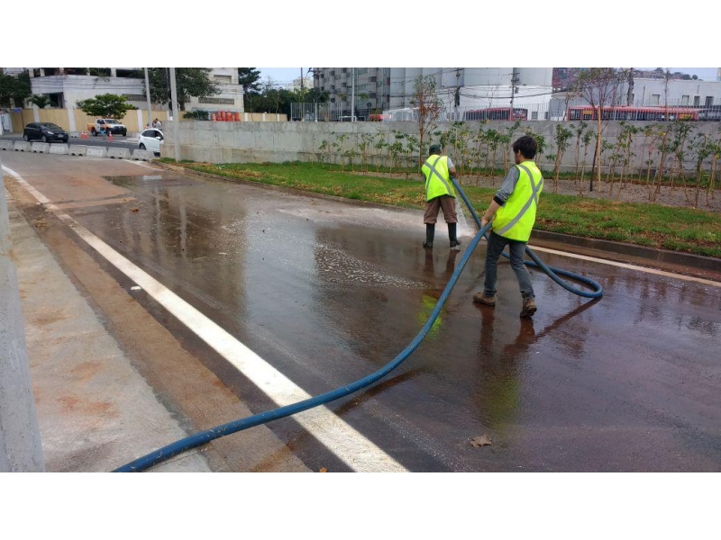 Caminhão Pipa em Niterói - Transporte Água Potável - RJ