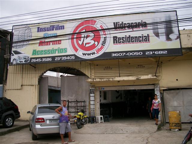 VIDRAÇARIA RESIDENCIAL EM ITABORAÍ - JIBE FILM - RJ
