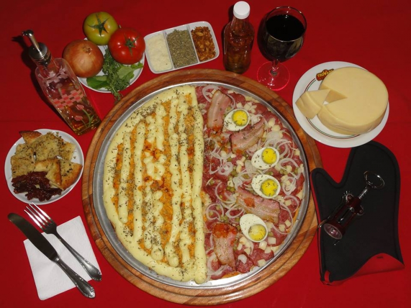 PIZZARIA EM ITAIPUAÇU