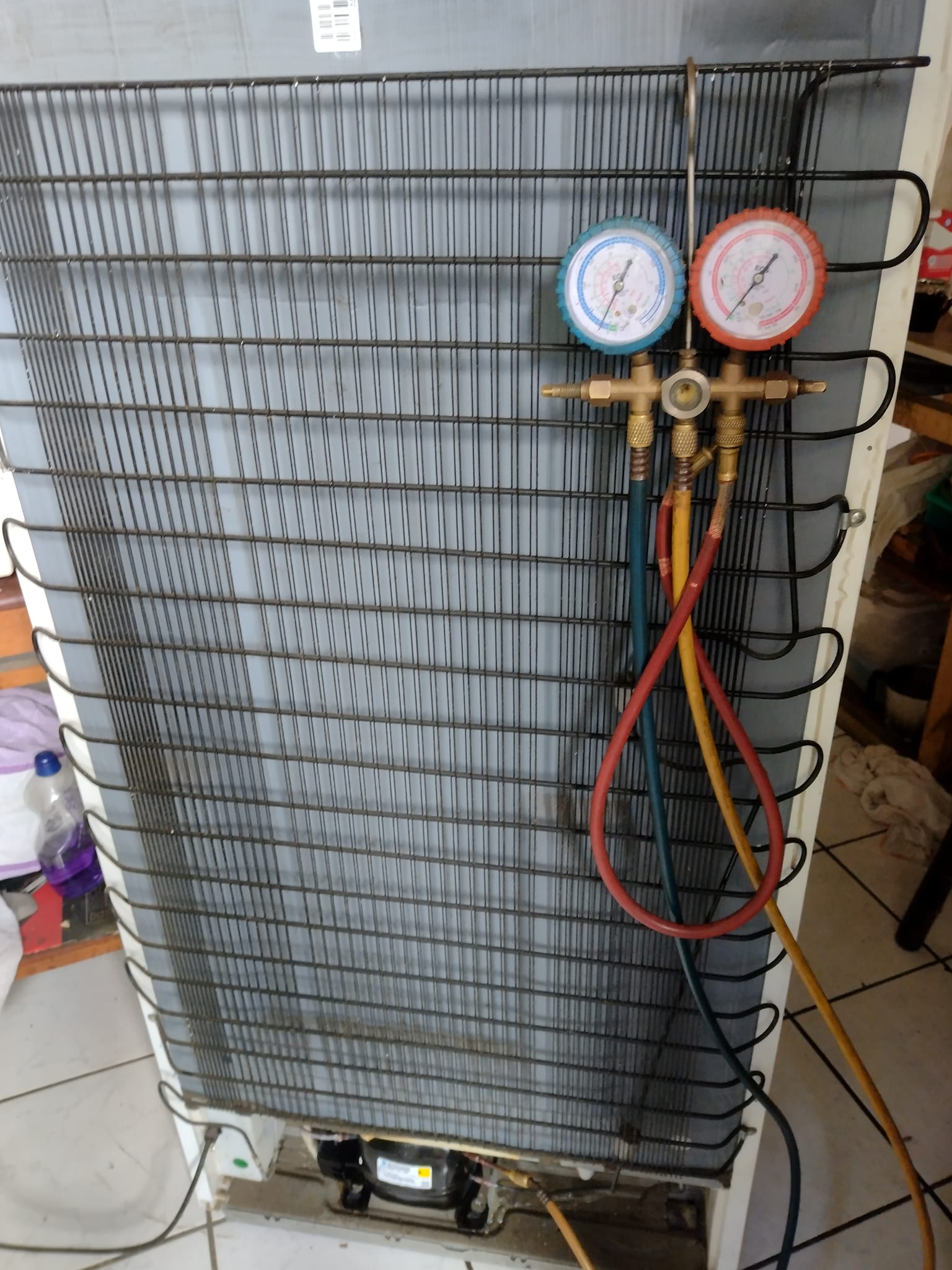 CONSERTO E MANUTENÇÃO DE REFRIGERAÇÃO EM RAMOS 