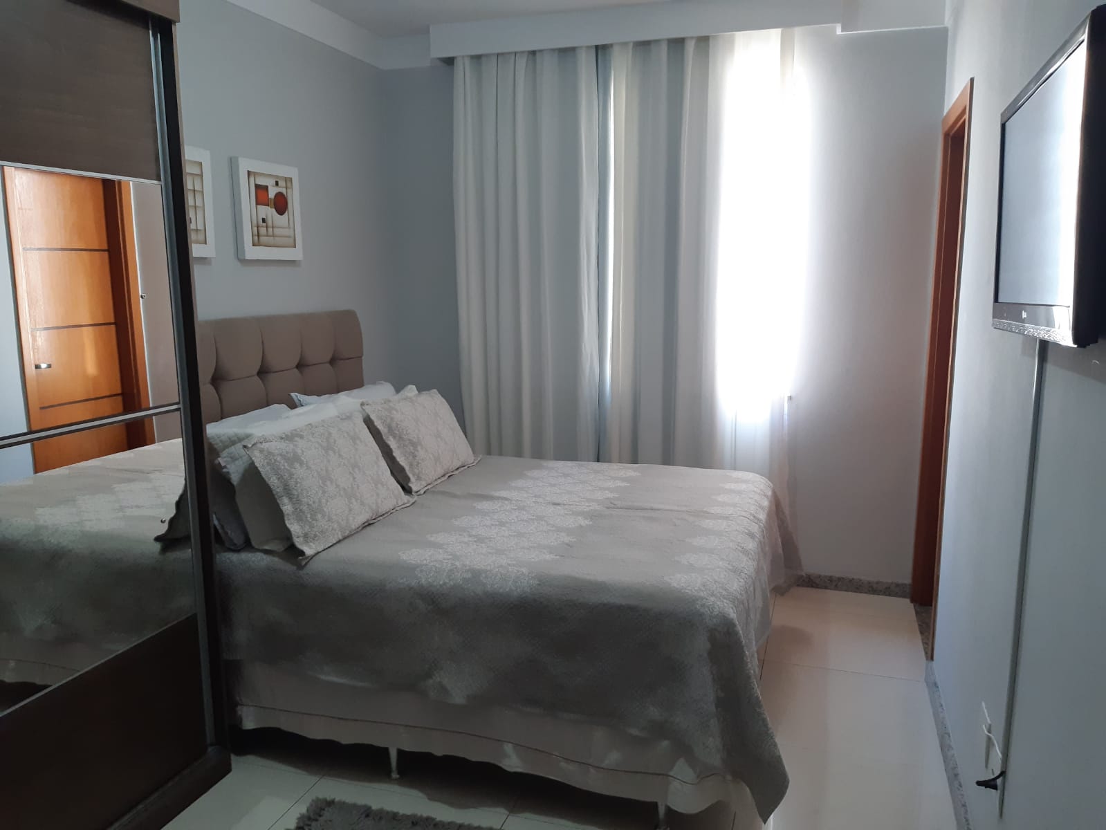 CASA DUPLEX DE 3 QUARTOS COM GARAGEM A VENDA EM VOLTA REDONDA RJ