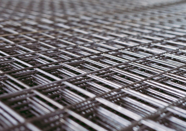 FERRO E AÇO EM TRÊS RIOS RJ