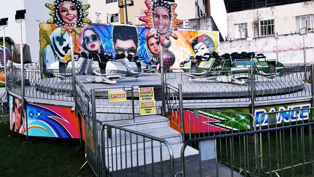 PARQUE DE DIVERSÃO EM TRÊS RIOS - RJ