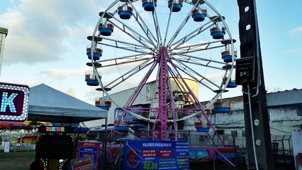 PARQUE DE DIVERSÃO EM TRÊS RIOS - RJ