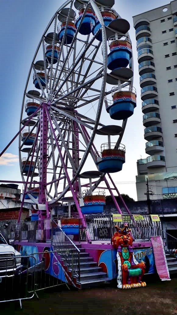 PARQUE DE DIVERSÃO EM TRÊS RIOS - RJ