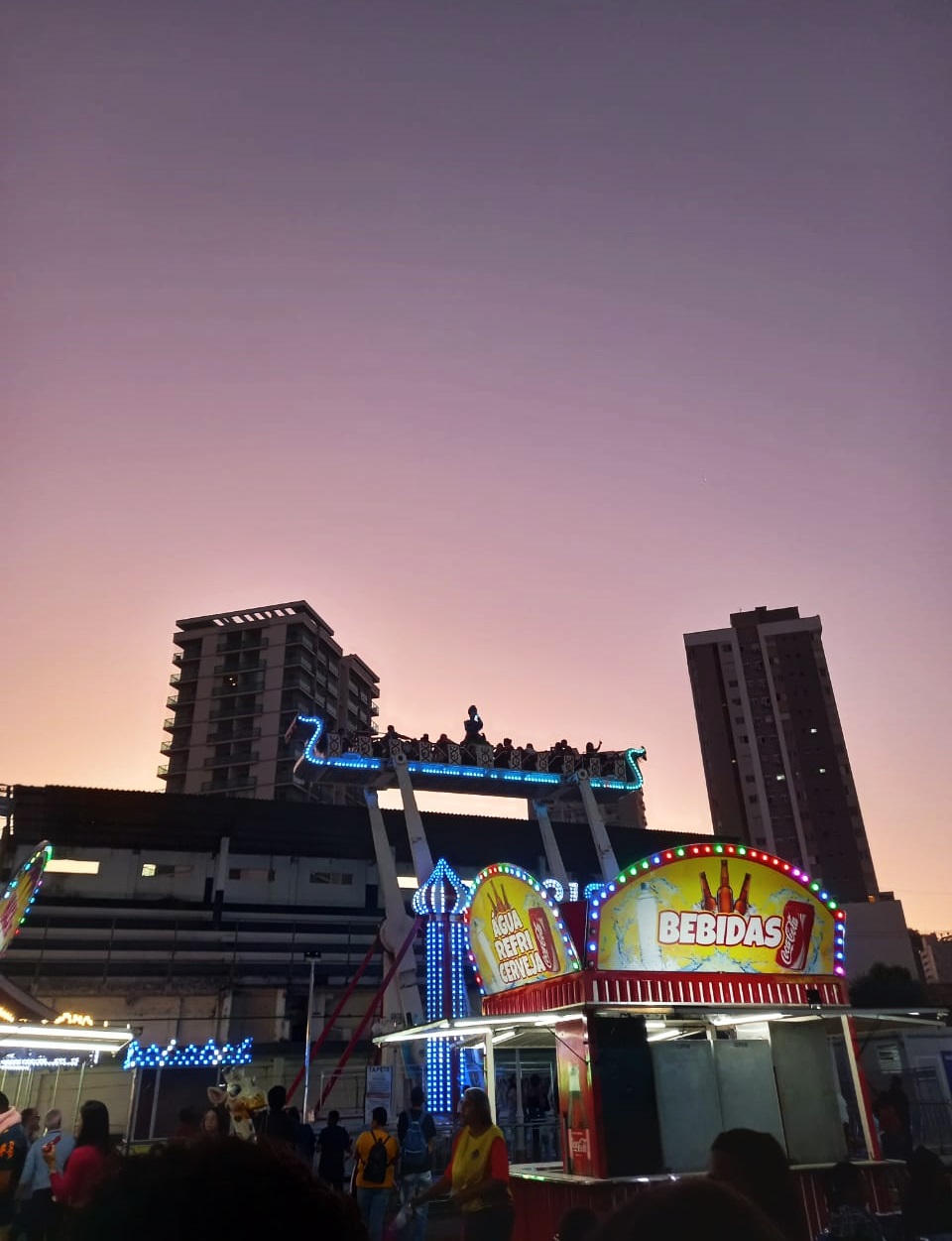 PARQUE DE DIVERSÃO EM TRÊS RIOS - RJ