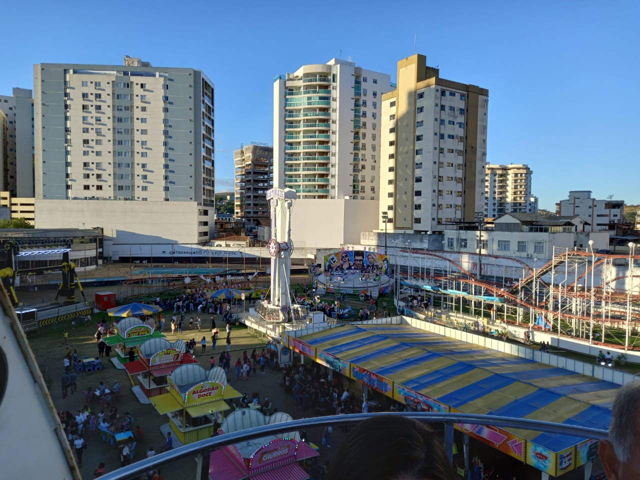 PARQUE DE DIVERSÃO EM TRÊS RIOS - RJ