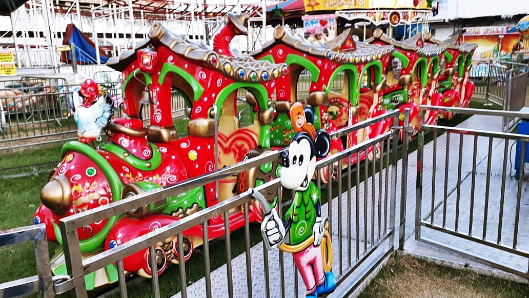 PARQUE DE DIVERSÃO EM TRÊS RIOS - RJ