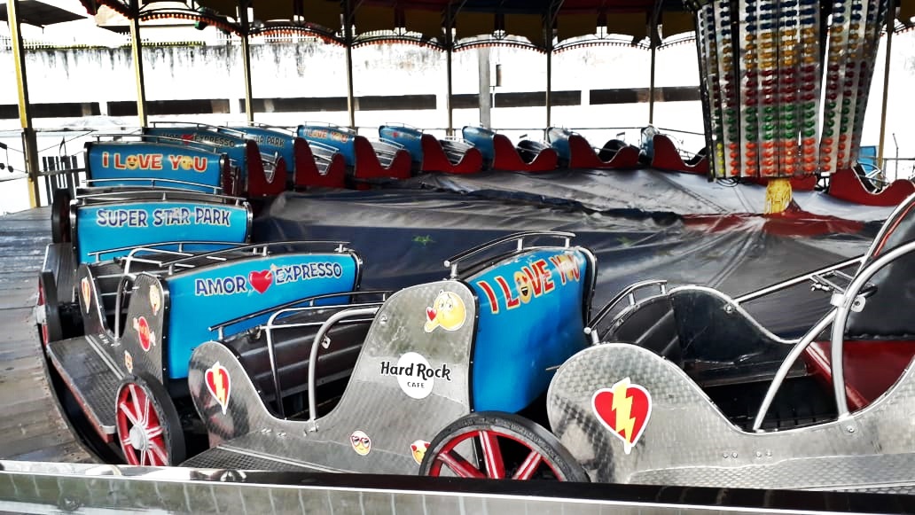 PARQUE DE DIVERSÃO EM TRÊS RIOS - RJ