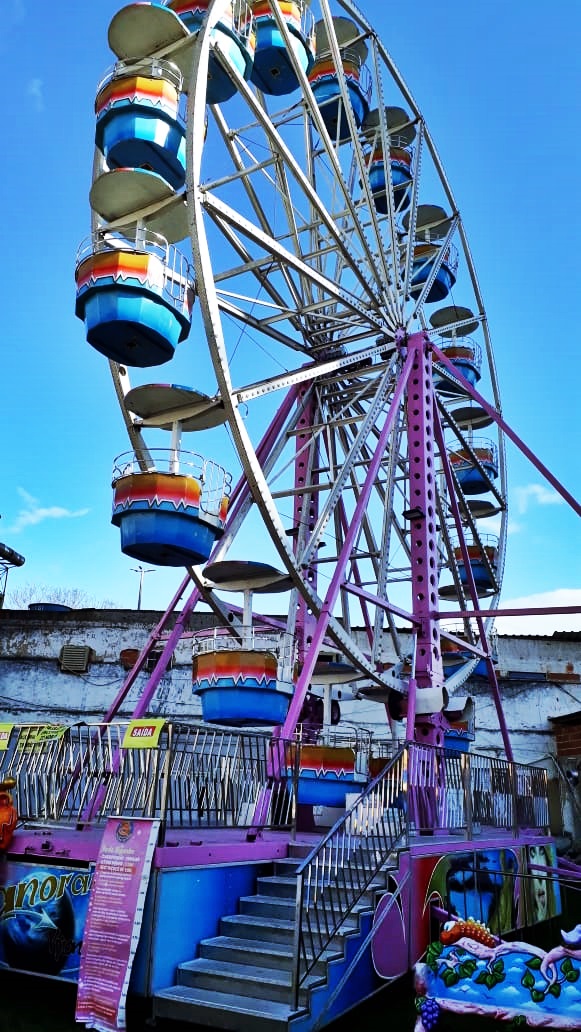 PARQUE DE DIVERSÃO EM TRÊS RIOS - RJ