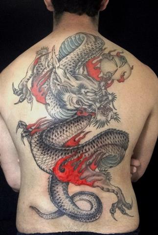 TATUAGEM EM GRAMACHO DUQUE DE CAXIAS
