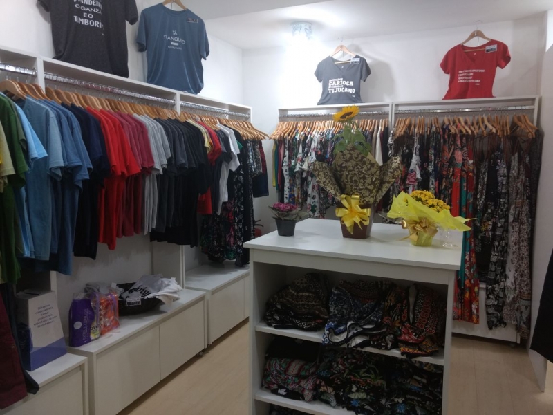 ROUPAS E ACESSÓRIOS NA TIJUCA - RJ