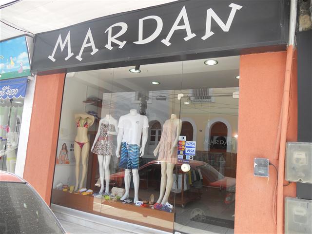ROUPAS FEMININAS E MASCULINAS EM MAGE MARDAN