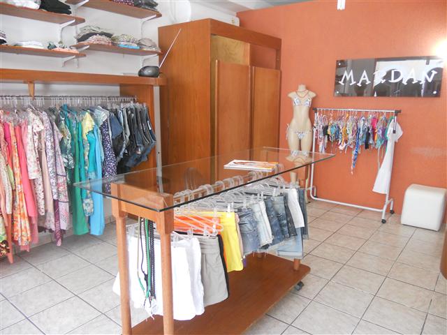 ROUPAS FEMININAS E MASCULINAS EM MAGE MARDAN