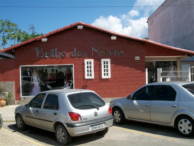 ALUGUEL DE VESTIDOS DE NOIVAS EM MARICÁ - BRILHO DAS NOIVAS - RJ