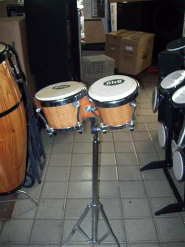 INSTRUMENTOS MUSICAIS NA TIJUCA - VIOLAO CARIOCA