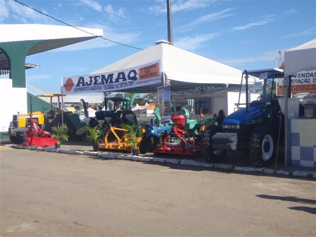 EQUIPAMENTOS MAQUINAS AGRICOLAS EM CAMPOS DOS GOYTACAZES - AJEMAQ