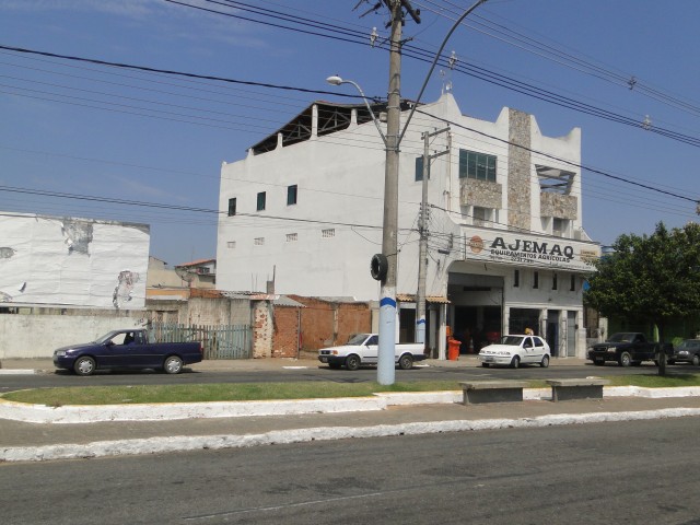 EQUIPAMENTOS MAQUINAS AGRICOLAS EM CAMPOS DOS GOYTACAZES - AJEMAQ