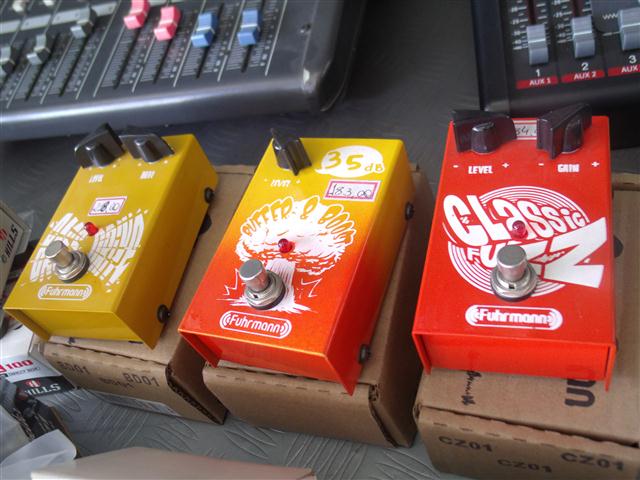 LOJA DE INSTRUMENTOS MUSICAIS EM SANTA CRUZ DA SERRA RJ