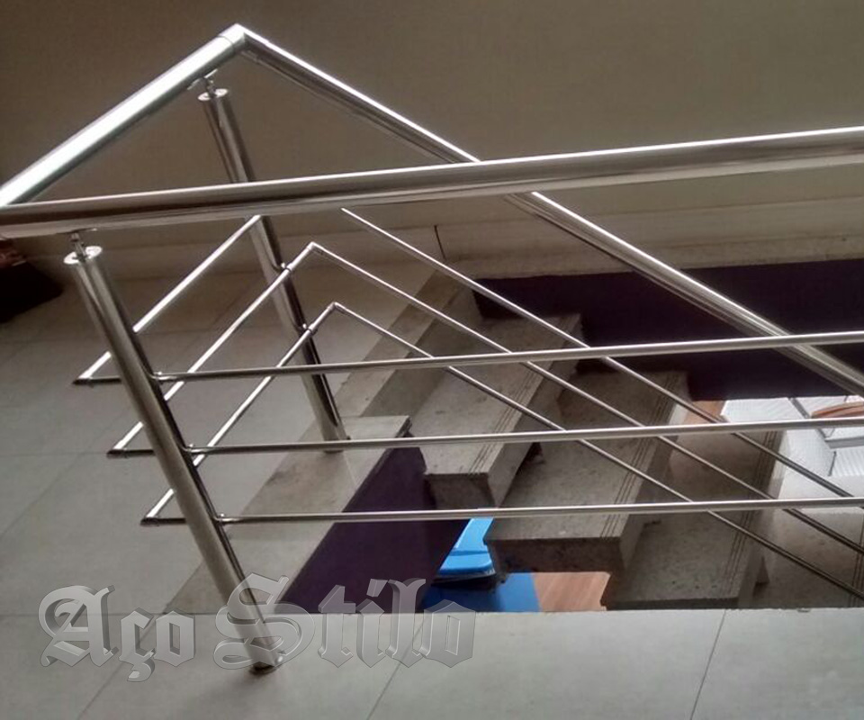 CORRIMÃO EM AÇO INOX EM NITERÓI