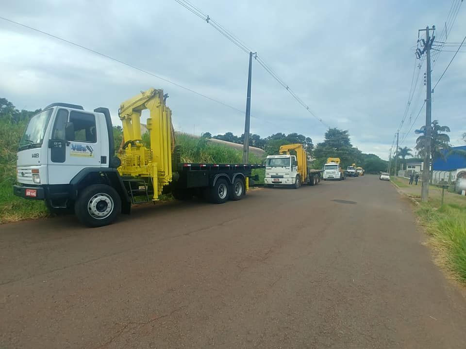 ALUGUEL E LOCAÇÕES DE CAMINHÃO MUNCK EM MARINGÁ - PR
