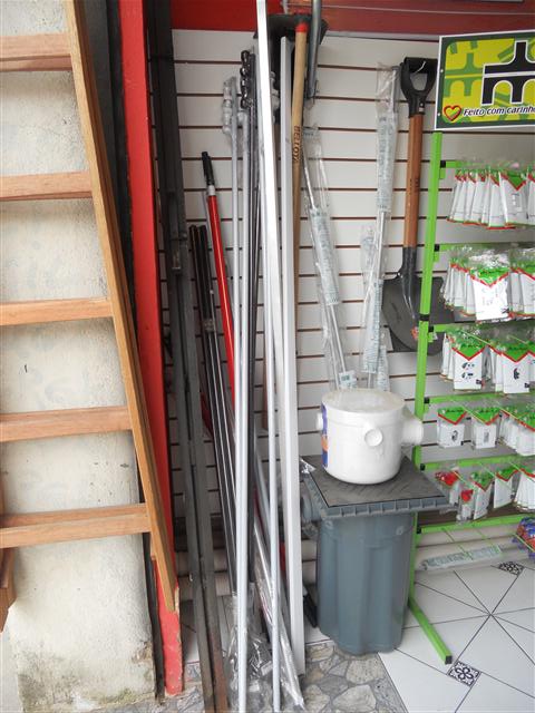 MATERIAIS ELÉTRICOS E HIDRÁULICOS NO INDEPENDÊNCIA PETRÓPOLIS - L.L. MATERIAIS