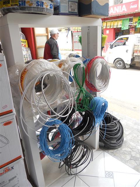 MATERIAIS ELÉTRICOS E HIDRÁULICOS NO INDEPENDÊNCIA PETRÓPOLIS - L.L. MATERIAIS