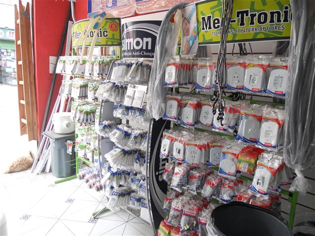 MATERIAIS ELÉTRICOS E HIDRÁULICOS NO INDEPENDÊNCIA PETRÓPOLIS - L.L. MATERIAIS