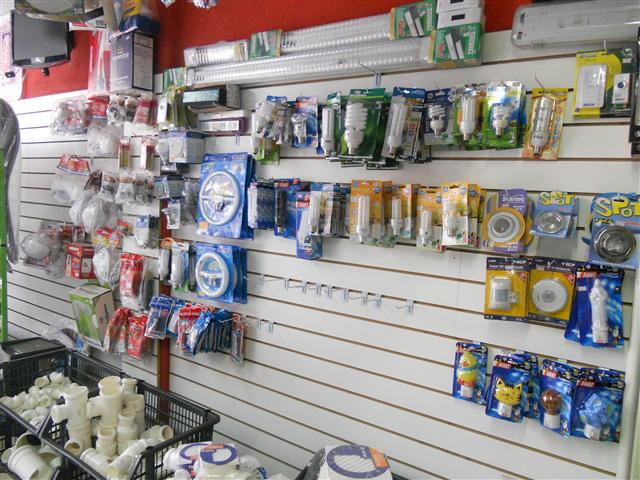 MATERIAIS ELÉTRICOS E HIDRÁULICOS NO INDEPENDÊNCIA PETRÓPOLIS - L.L. MATERIAIS