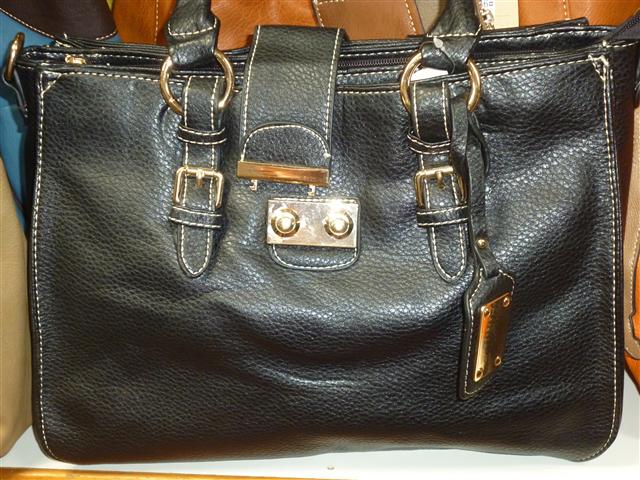 BOLSAS CARTEIRAS CINTOS EM PETROPOLIS - BC COURO - RJ