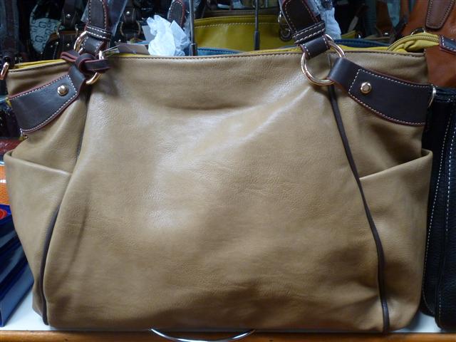 BOLSAS CARTEIRAS CINTOS EM PETROPOLIS - BC COURO - RJ