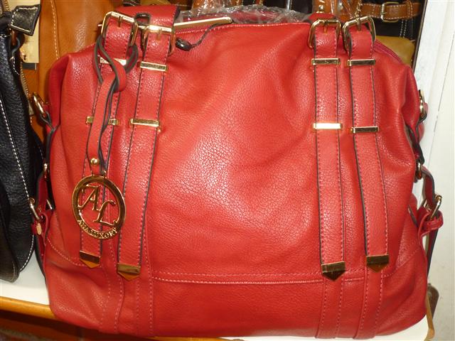 BOLSAS CARTEIRAS CINTOS EM PETROPOLIS - BC COURO - RJ