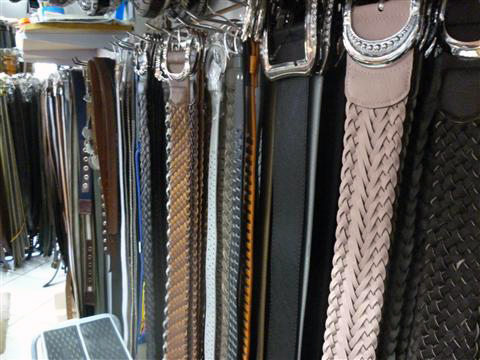 BOLSAS CARTEIRAS CINTOS EM PETROPOLIS - BC COURO - RJ