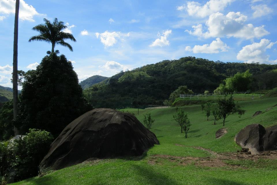 ALUGUEL DE ESPAÇO PARA EVENTOS NA REGIÃO SERRANA - CATURAMA - RJ