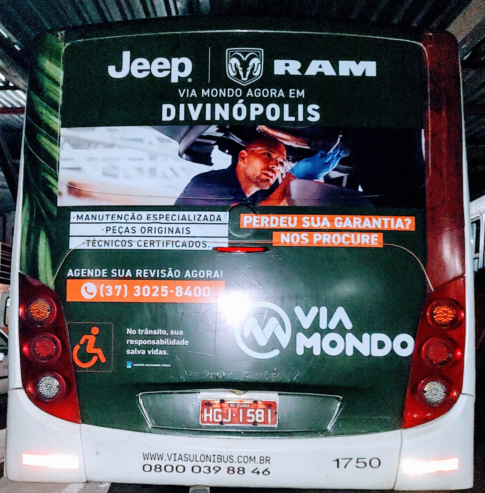PROPAGANDA EM ÔNIBUS FORMIGA - MG