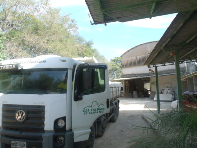 CAL MATERIAL DE CONSTRUCAO CIVIL J M J EM CACHOEIRO DE ITAPEMIRIM - CAL  ITAOCA - ES