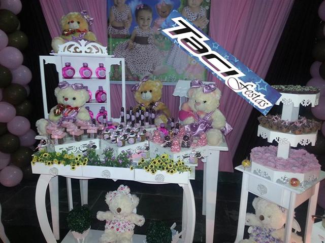 ALUGUEL DE ARTIGOS PARA FESTA EM LOTE XV BELFORD ROXO - TACI FESTAS