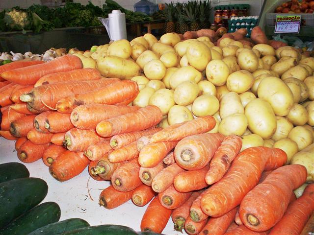 HORTIFRUTI EM PARAÍBA DO SUL - SÃO COSME E SÃO DAMIÃO - RJ