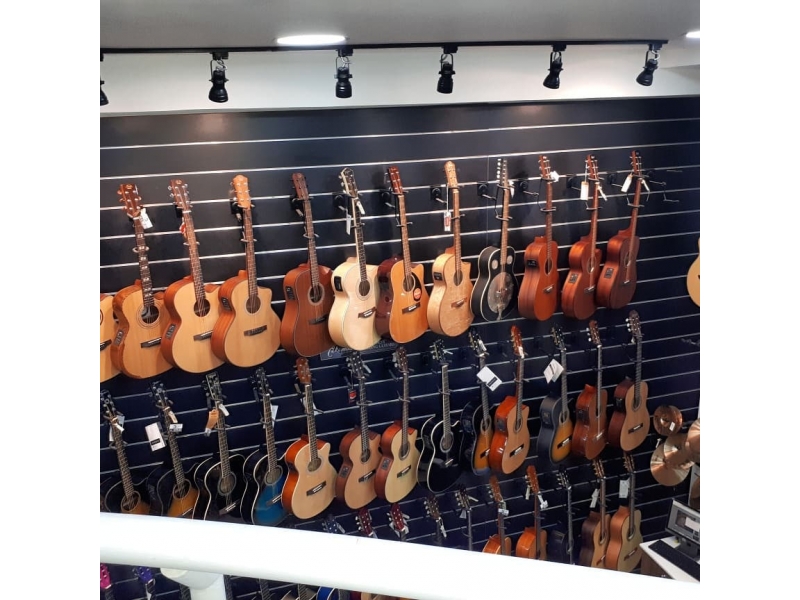 INSTRUMENTOS MUSICAIS NA BARRA DA TIJUCA RJ - WhatsApp Online - RJ